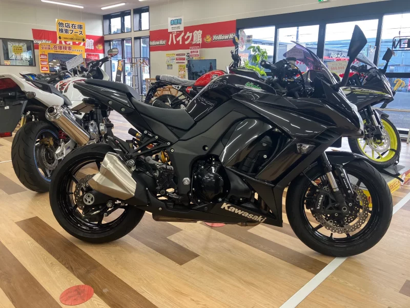 Kawasaki Ninja 1000 ABS лот № 00126 оценка 4  с аукциона в Японии