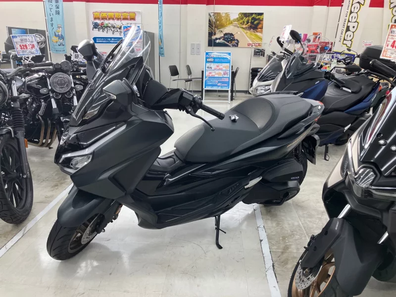 Honda FORZA 250 лот № 00157 оценка 5  с аукциона в Японии