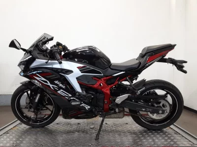 Kawasaki NINJA ZX-25R SE  с аукциона в Японии