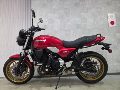 Kawasaki Z650RS  с аукциона в Японии