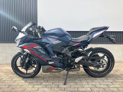 Kawasaki NINJA ZX-25R  с аукциона в Японии