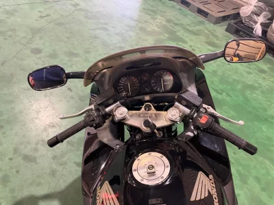 Honda CBR1000F