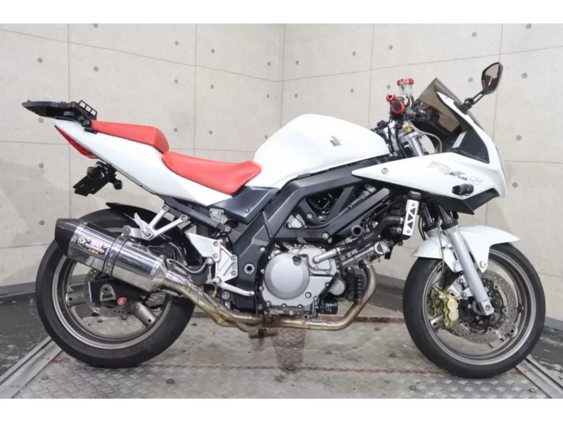 Suzuki SV650S