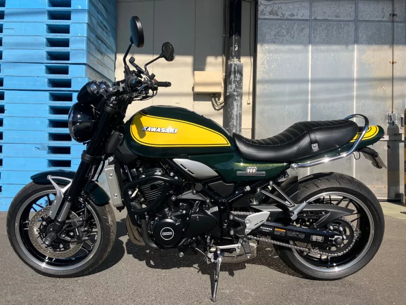Kawasaki Z900RS лот № 04292 оценка 4  с аукциона в Японии