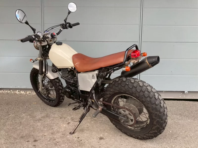 Yamaha TW225