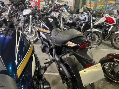 Kawasaki Z900RS 2021