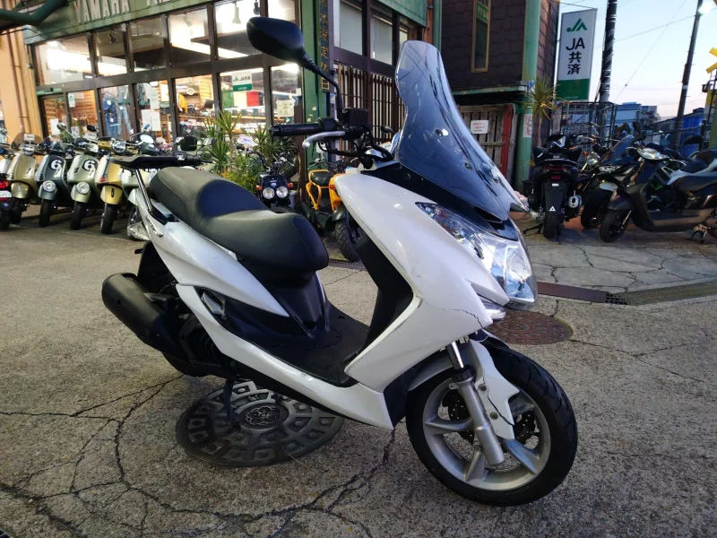 Yamaha MAJESTYS
