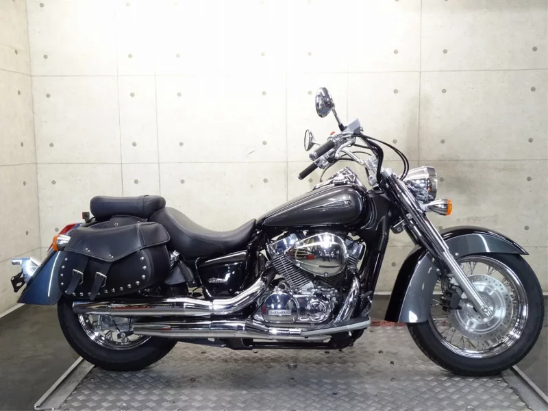 Honda SHADOW CLASSIC 400 лот № 00335 оценка 4  с аукциона в Японии