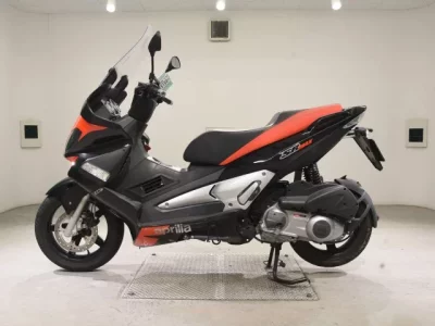 Aprilia APRILIA SR MAX 300IE  с аукциона в Японии