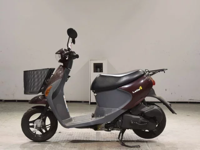 Suzuki LET S4