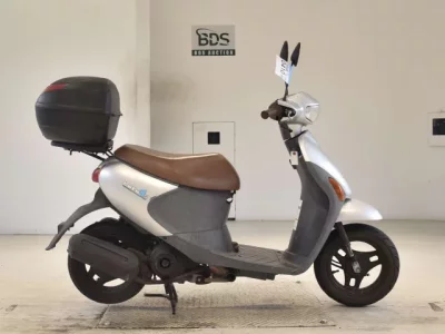 Suzuki LET S4