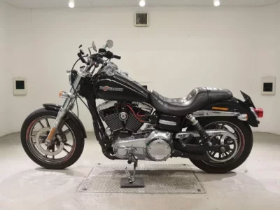 Harley-Davidson HARLEY FXDC1580  с аукциона в Японии