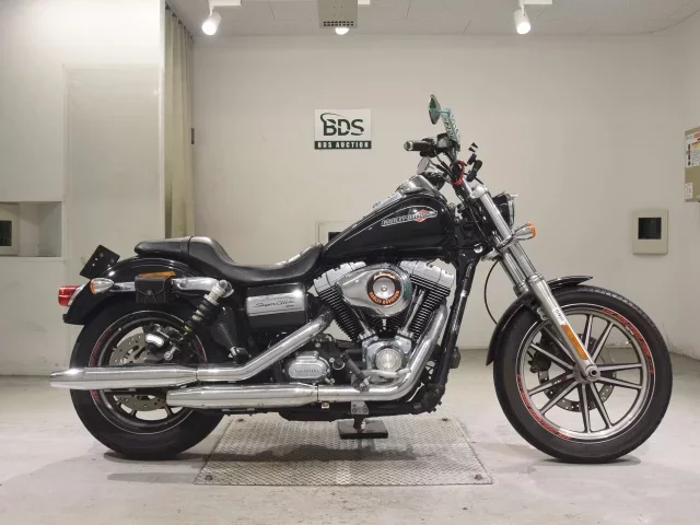 Harley-Davidson HARLEY FXDC1580