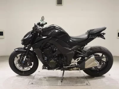 Kawasaki Z1000-5A  с аукциона в Японии