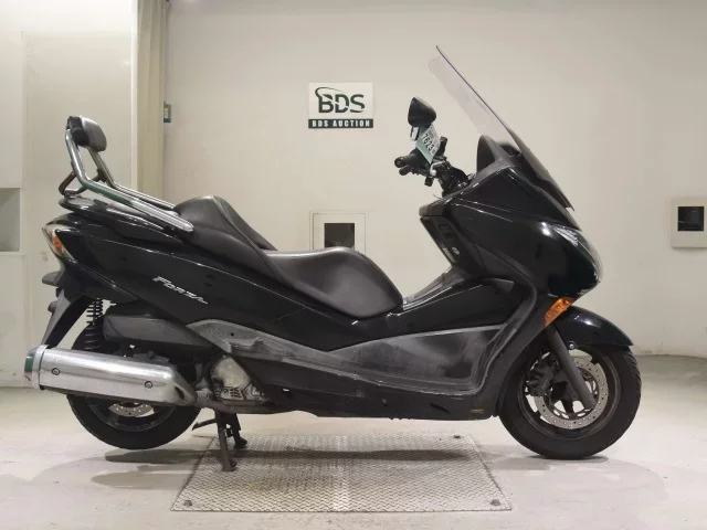 Honda FORZA X лот № 7623 оценка 4  с аукциона в Японии