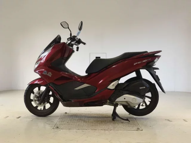Honda PCX150-3