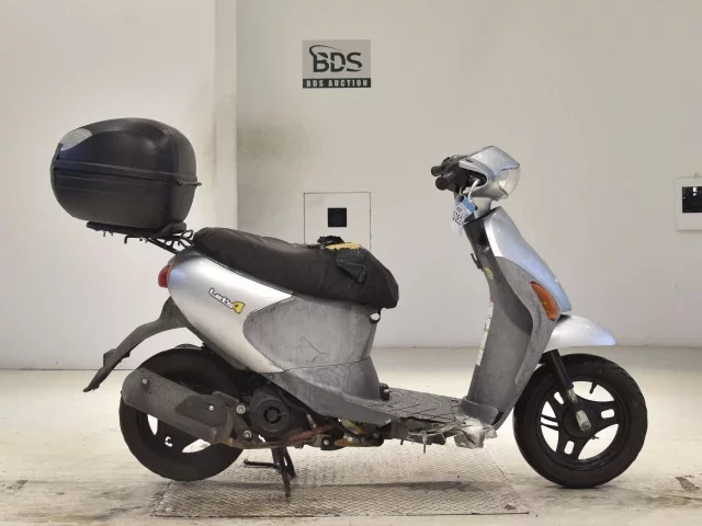 Suzuki LET S4