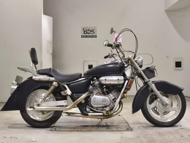 Honda MAGNA 250 SHO LOUIS NOT EQUIPPED