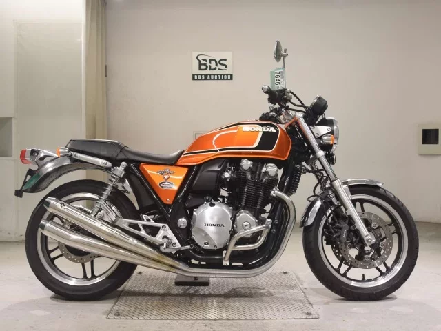 Honda CB1100A лот № 7646 оценка 4  с аукциона в Японии