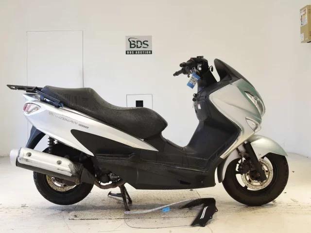Suzuki BURGMAN200