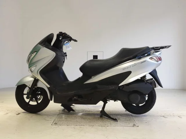 Suzuki BURGMAN200