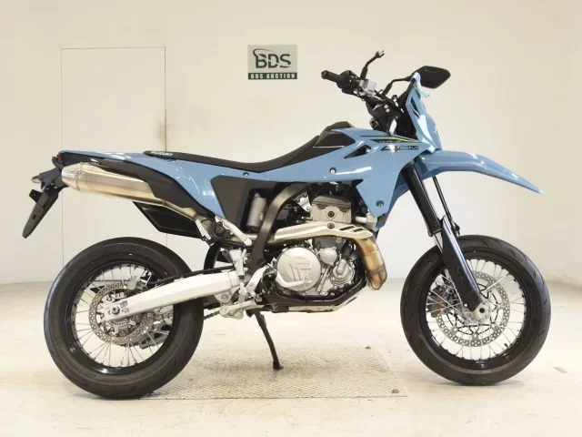 Suzuki DR-Z4SM
