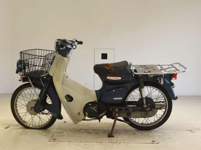 Honda C50