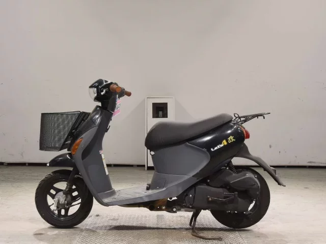 Suzuki LET S4