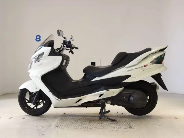 Suzuki SKY WAVE 250M SHO LOUIS NOT EQUIPPED