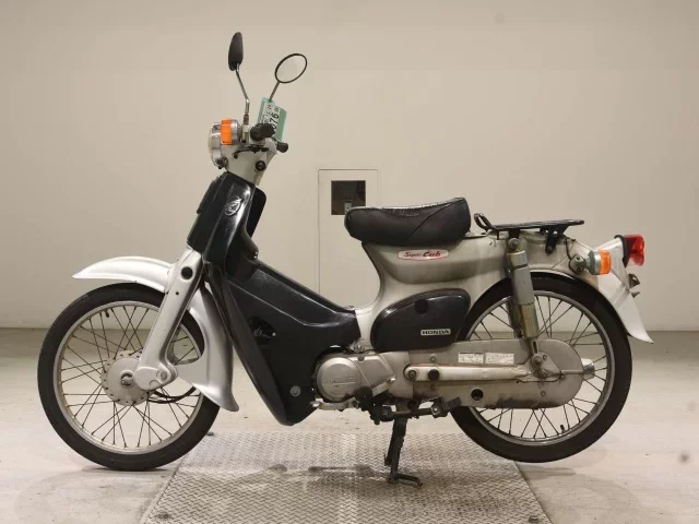 Honda C50