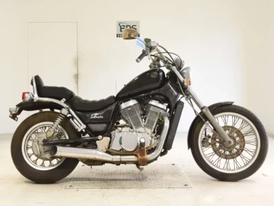 Suzuki INTRUDER 750 SHO LOUIS NOT EQUIPPED