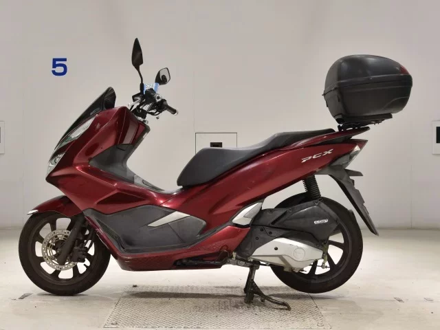 Honda PCX125-3