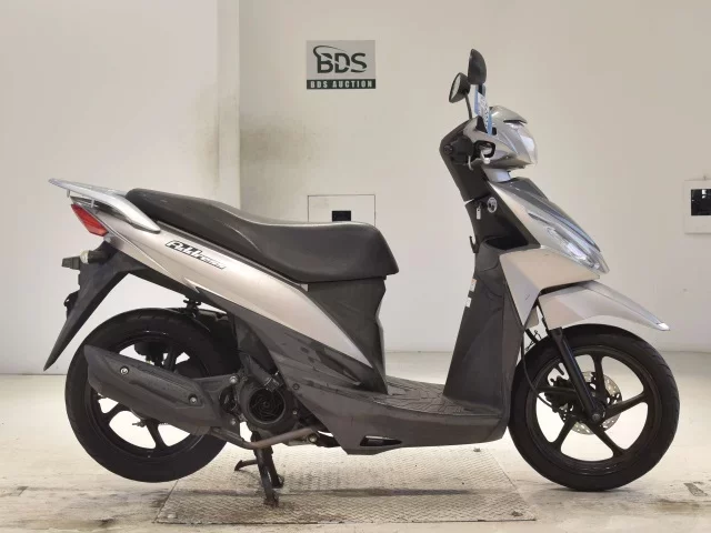 Suzuki ADDRESS110-2