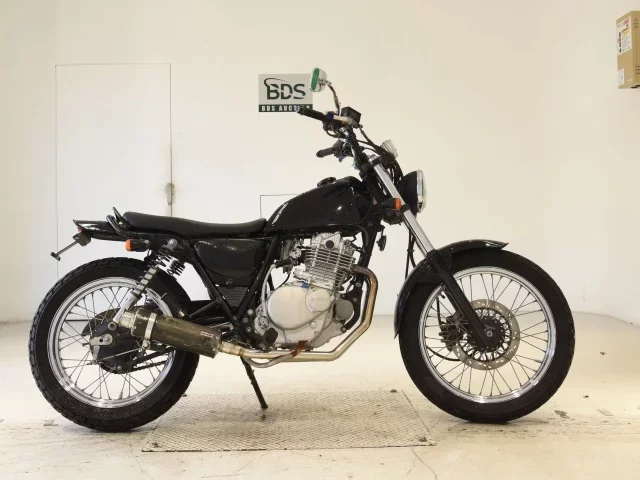 Suzuki GLASS TRACKER BIG BOY