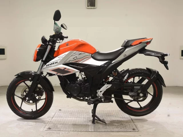 Suzuki JIKUSA-150