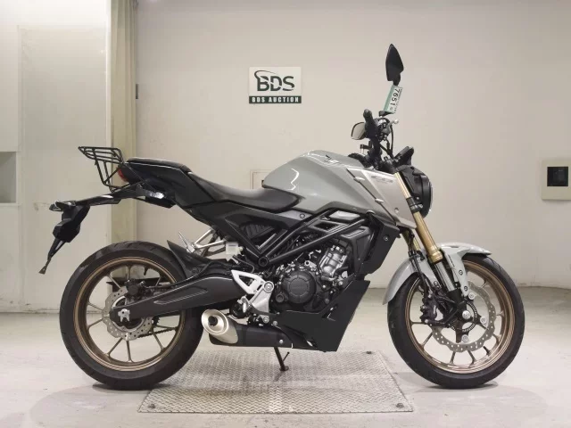 Honda CB125R-2