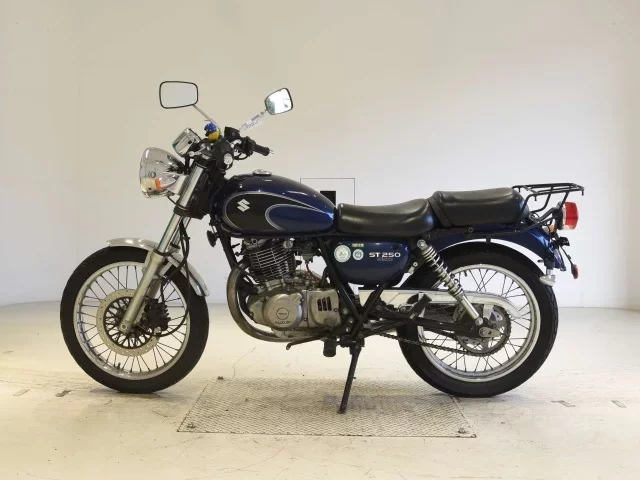 Suzuki ST250E