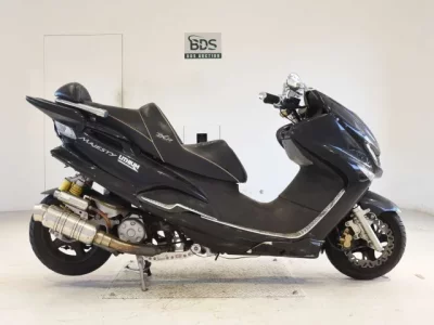 Yamaha MAJESTY 125