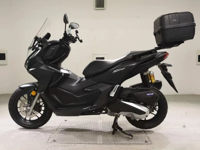 Honda ADV160