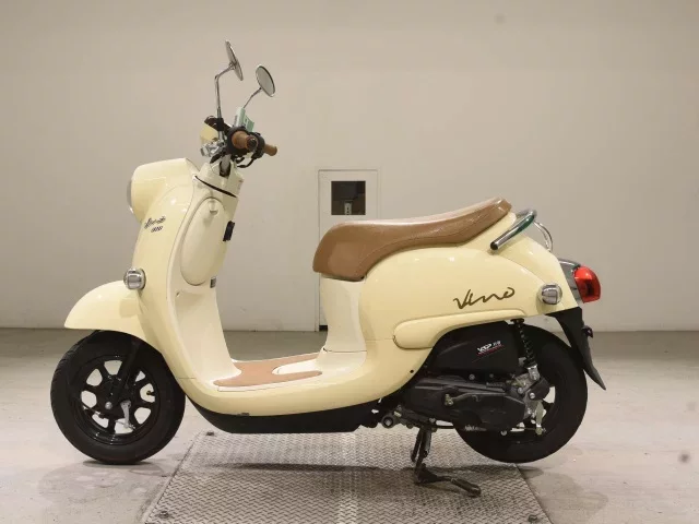 Yamaha VINO-4