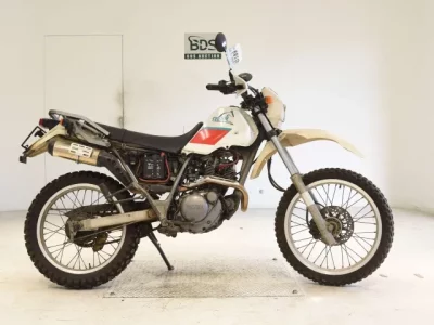 Yamaha SEROW 225-2