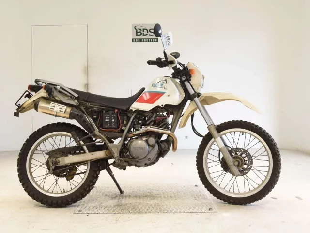 Yamaha SEROW 225-2