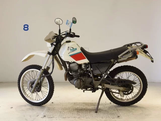 Yamaha SEROW 225-2
