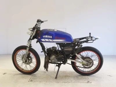 Yamaha RZ50-2