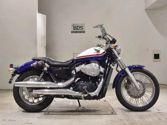 Honda VT400S лот № 2546 оценка 4  с аукциона в Японии