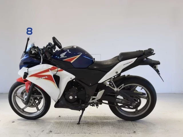 Honda CBR250R ABS