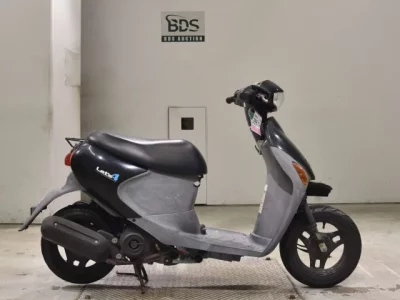 Suzuki LET S4