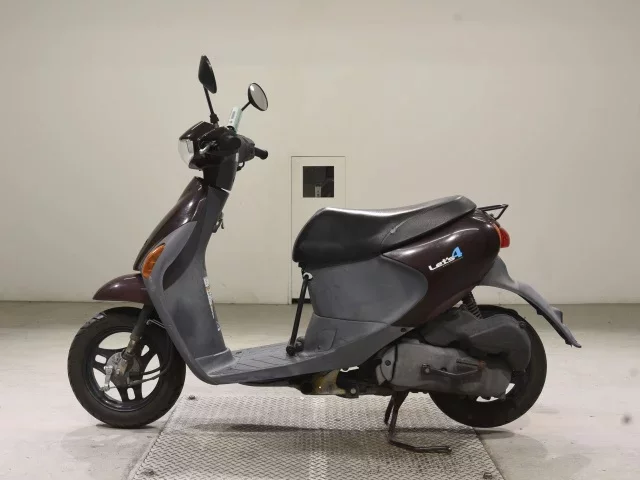 Suzuki LET S4
