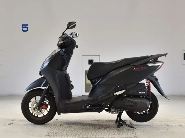 Honda LEAD125-2