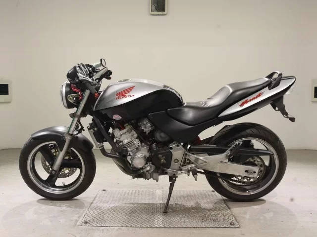 Honda HORNET250
